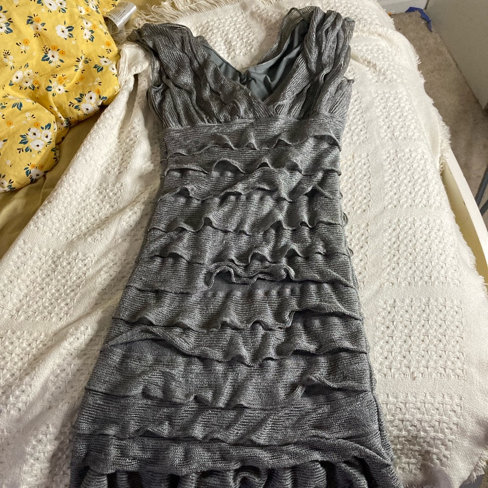 I was given the dress from shein as a gift and it’s an adult small